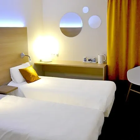 Hotel Kyriad Est Le Mans