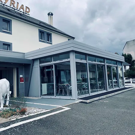 Kyriad Est Hotel Le Mans