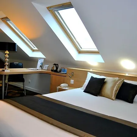 Kyriad Est Hotel Le Mans