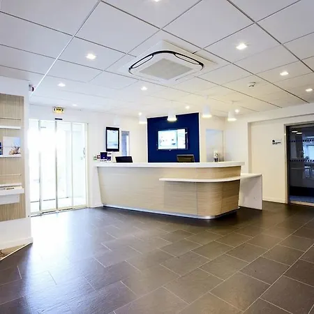 Hotel Kyriad Est Le Mans