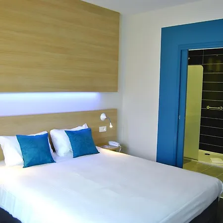 Kyriad Est Hotel Le Mans