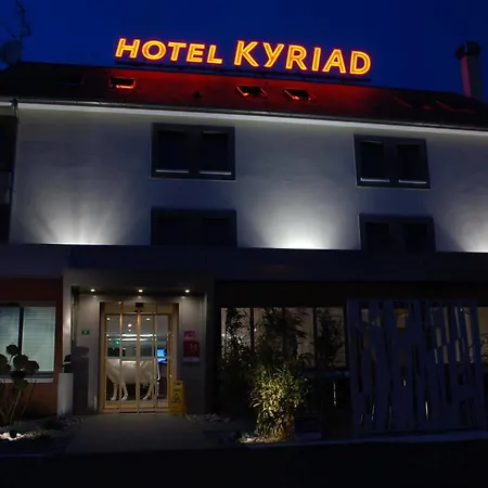 Kyriad Est Hotel Le Mans