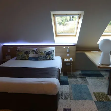 Kyriad Est Hotel 3*