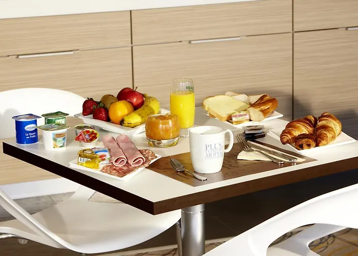 Kyriad Est 3* Le Mans