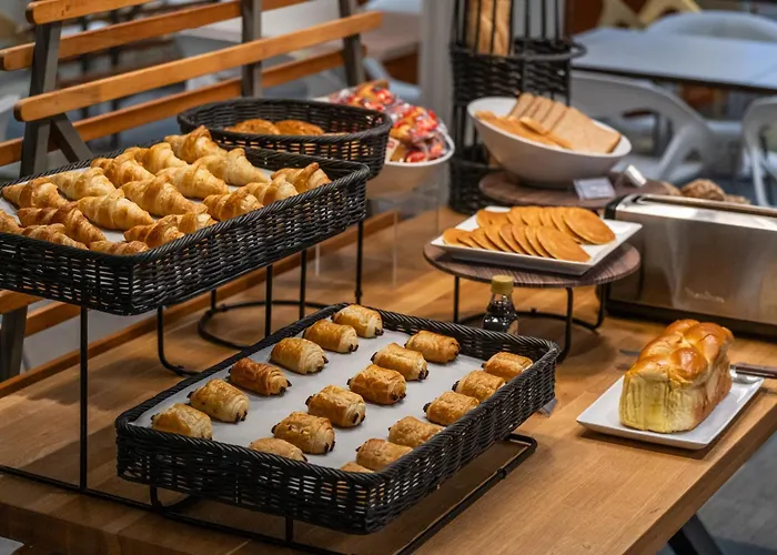 基里亚德东勒芒酒店 酒店 勒芒