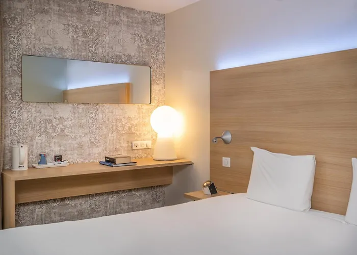 Kyriad Est Hotel Le Mans